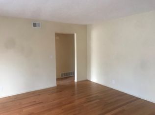 5128 NW Radial Hwy APT 3, Omaha, NE 68104