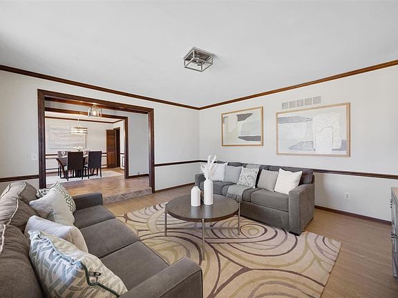 2nd image of 4011 Royal Estates Dr