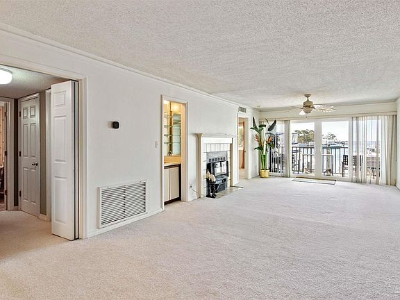 2nd image of 14100 River Rd Unit 133