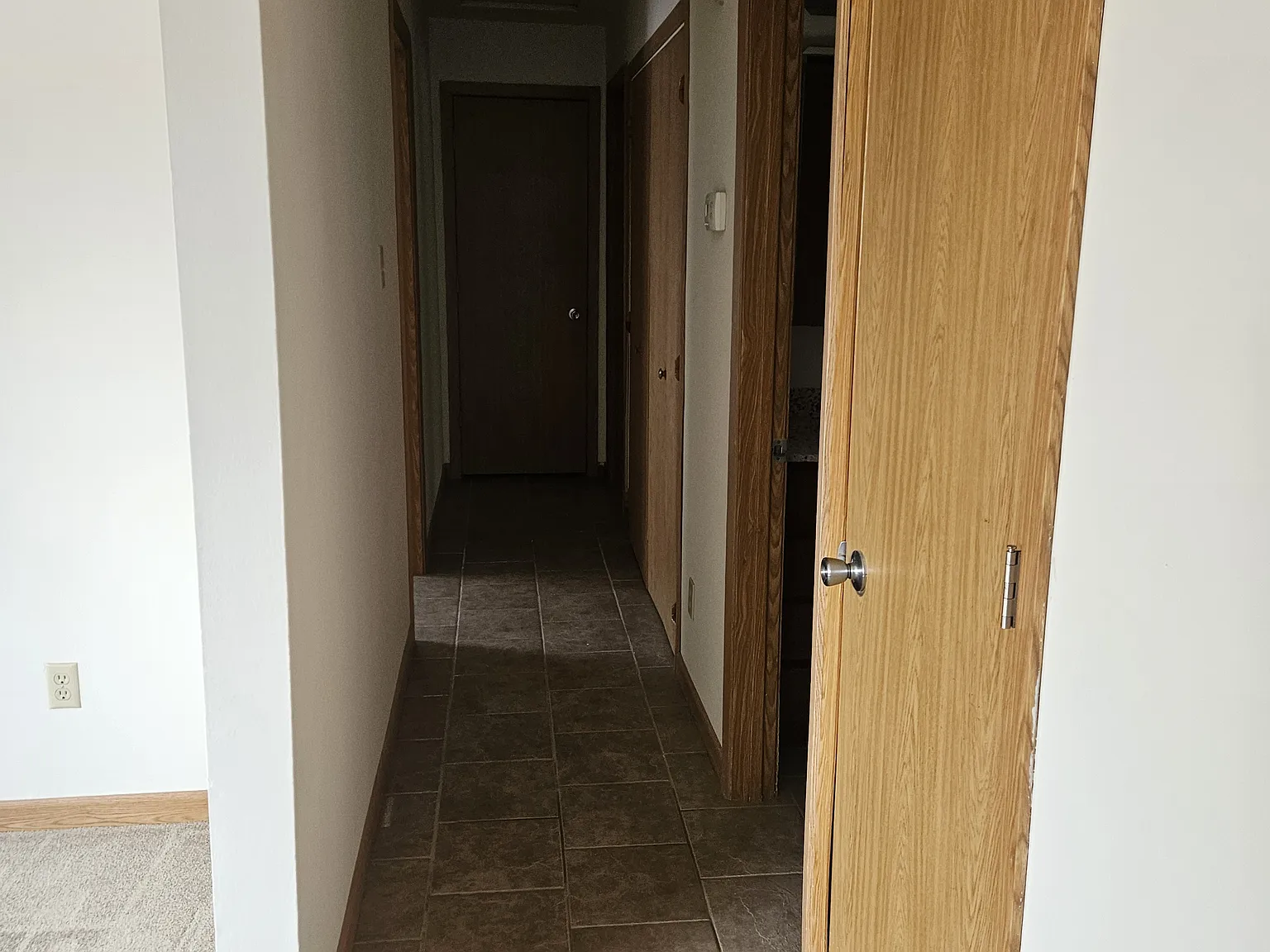 2 bed, 750 sqft, $1,250 — Photo 4