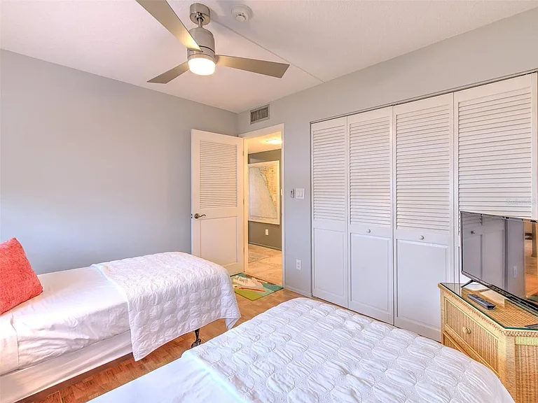 741 Bayport Way — Photo 31