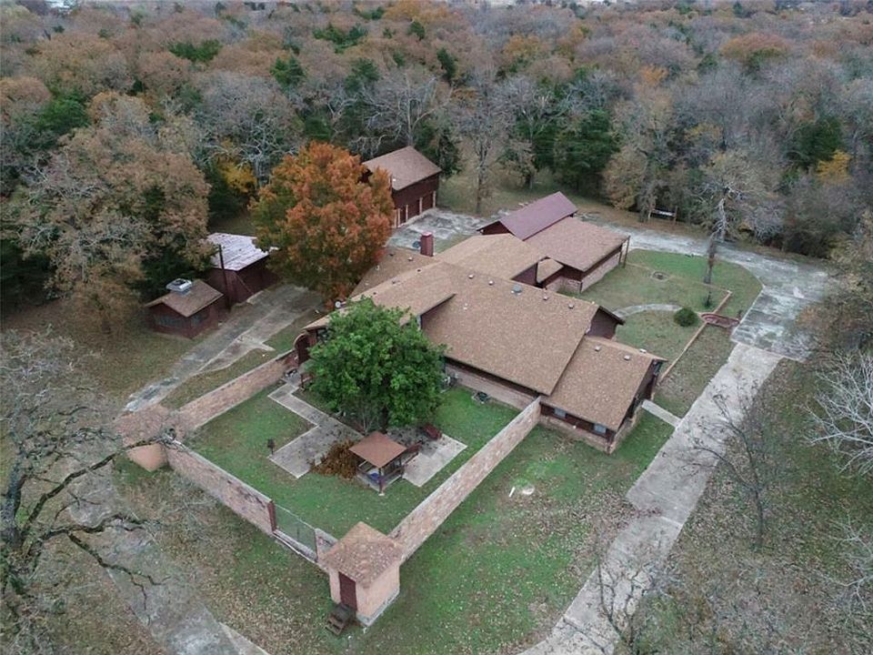 1st image of 124 Wyona Dr