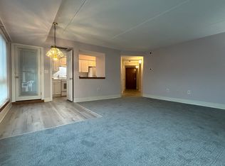 60 Rantoul St #116, Beverly, MA 01915