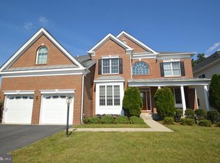 42506 Lewiston Dr, Chantilly, VA 20152
