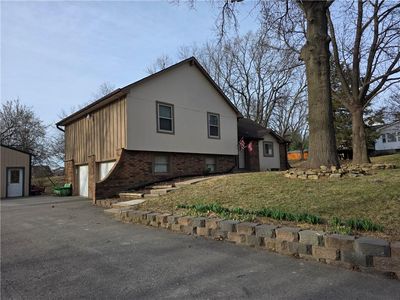 1818 Hilltop Dr, Country Club, MO, 64505