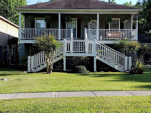 4th image of 3490 Cypress Park