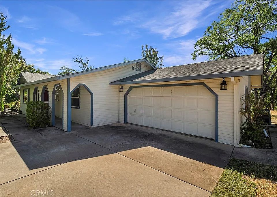 1st image of 50 Walter Blume Ln