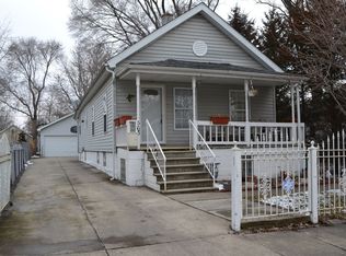 563 Columbia St, Joliet, IL 60432