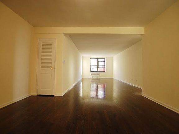 5th image of 1039 Neilson St #1