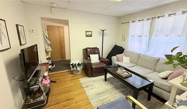41 Burnside Ave #2 — Photo 8