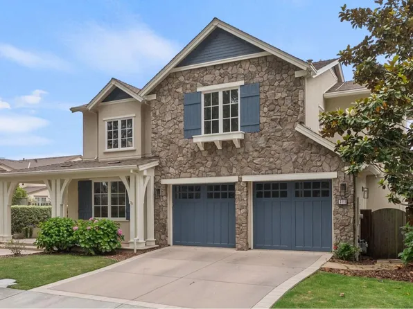 311 Bayhill Rd, Half Moon Bay, CA 94019