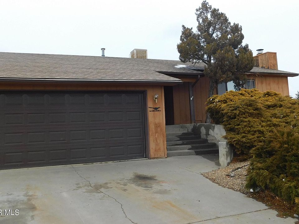 1st image of 5006 Crestwood Dr