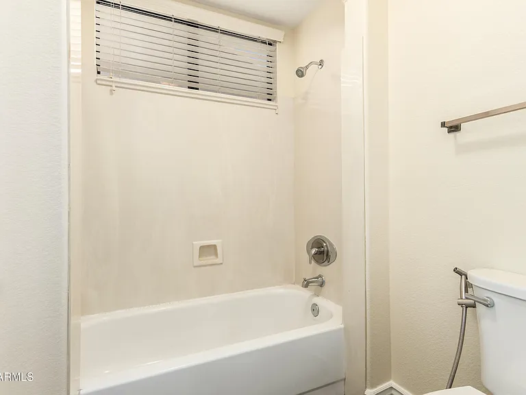 1517 W Islandia Dr — Photo 27