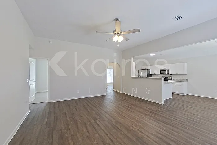 1883 Landing Pl — Photo 5
