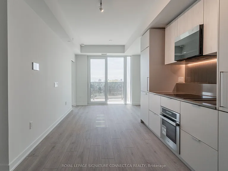 1 Fairview Rd E #402 — Photo 3