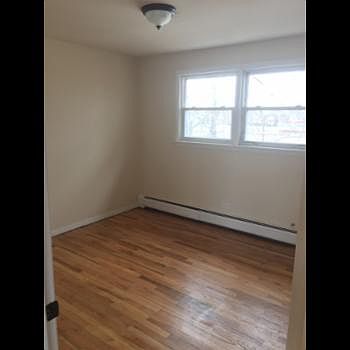 1st image of 616 W Garfield Blvd #2