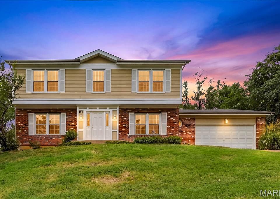 1st image of 176 Spring Oaks Dr