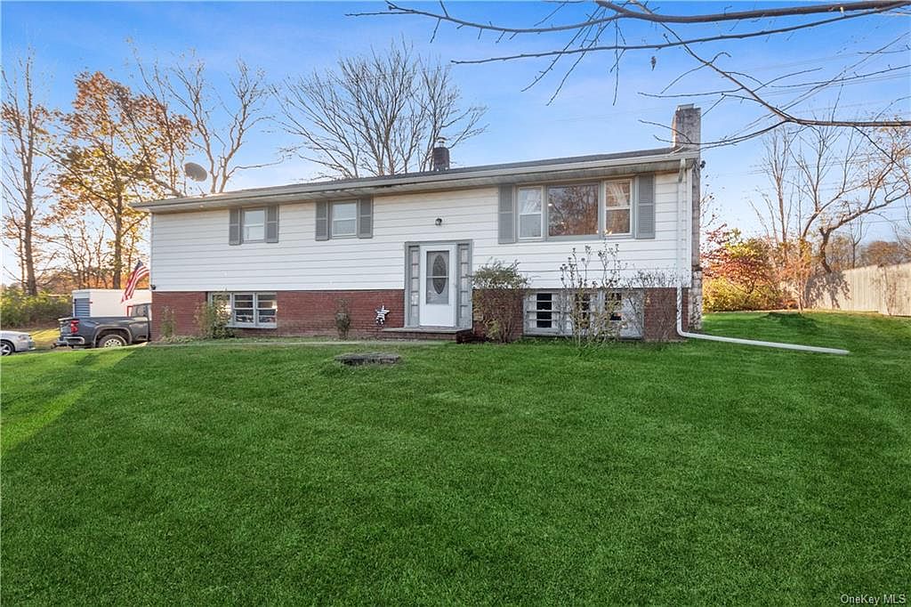 18 Maloney Road, Poughkeepsie, NY 12603 Zillow