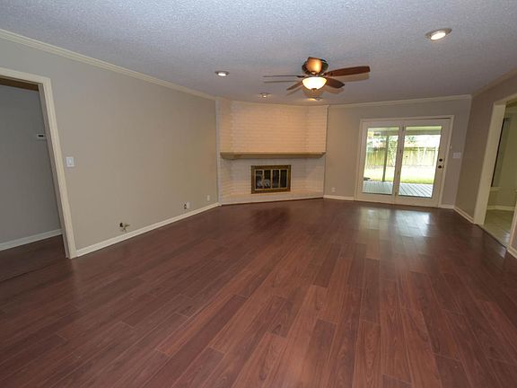 4th image of 112 Sea Gull Cir