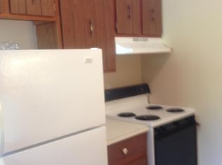 716 Rhodes St APT 4, Pinconning, MI 48650