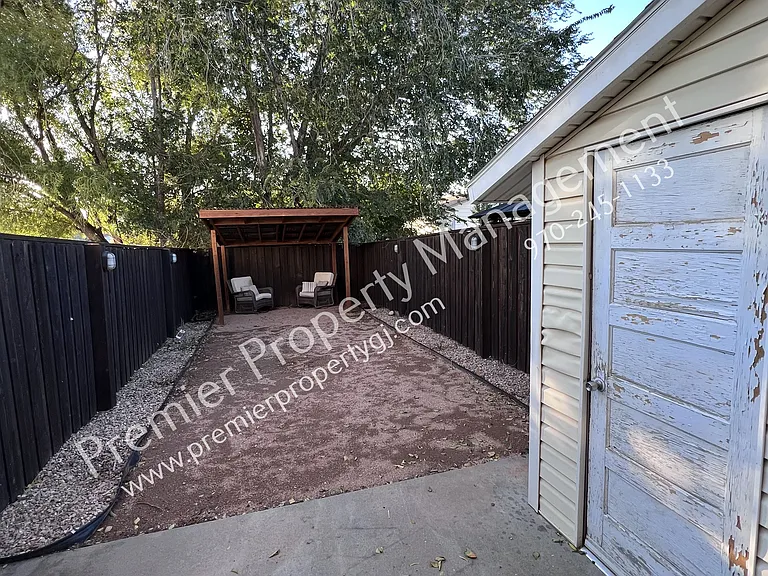 251 Beacon Ct #7 — Photo 14