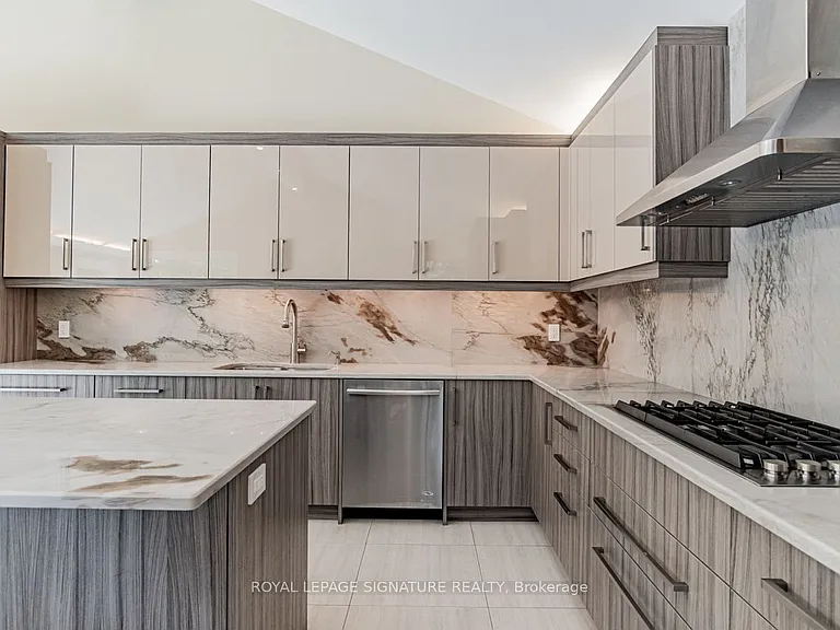 7 Blaine Dr — Photo 16