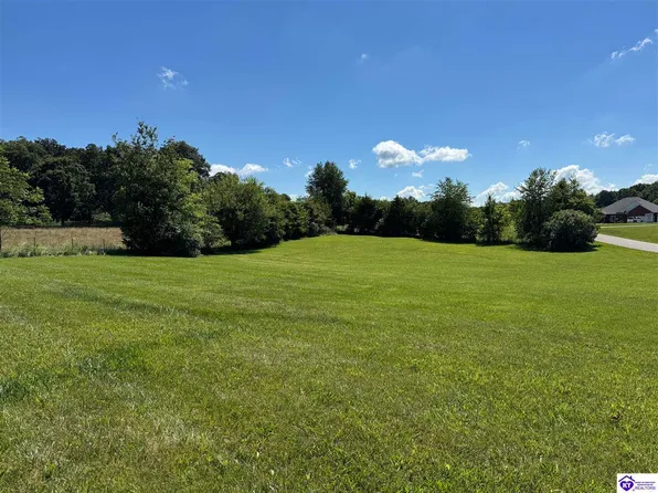 22 Dartmore Ct, Elizabethtown, KY 42701