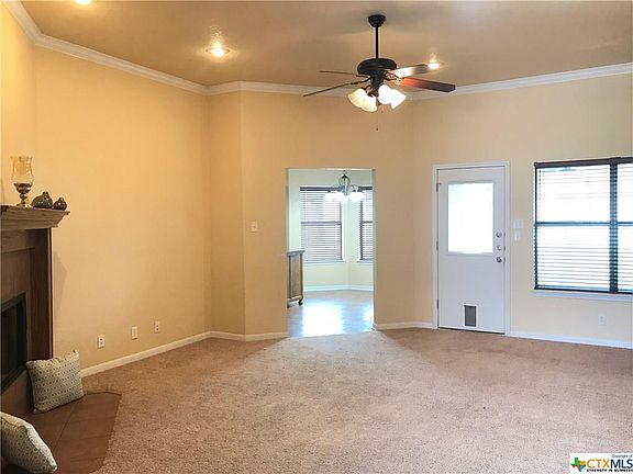 4th image of 2509 Lavender Ln