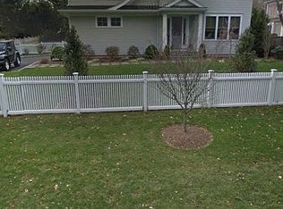 2 Brook Ln, Westport, CT 06880