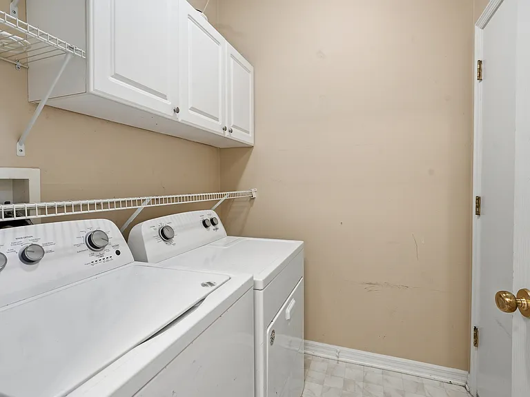 29417 Crossland Dr — Photo 27