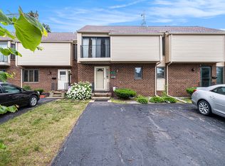2137 Village West Dr S, Lapeer, MI