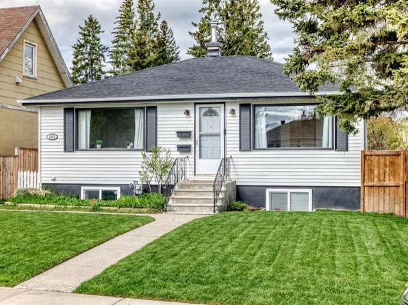 3919 E Centre B St NW, Calgary, AB T2K 0W3