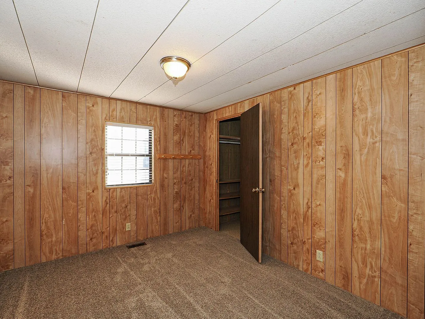 Lehi 3 bedroom, 3 bathroom home — Photo 2