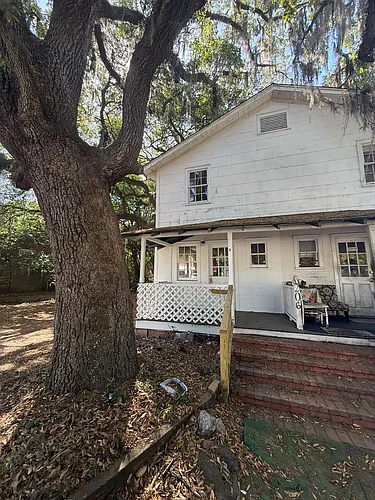 206 Broadway St #A Photo 1