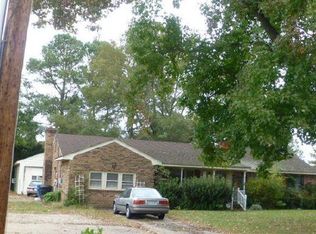 5440 Old Providence Rd, Virginia Beach, VA 23464