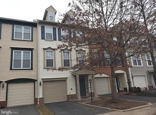 9155 Cascade Falls Dr, Bristow, VA 20136