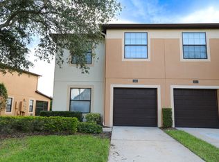 1515 Water Terrace Ln, Brandon, FL 33511