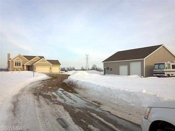 3rd image of 7500 124th Ave