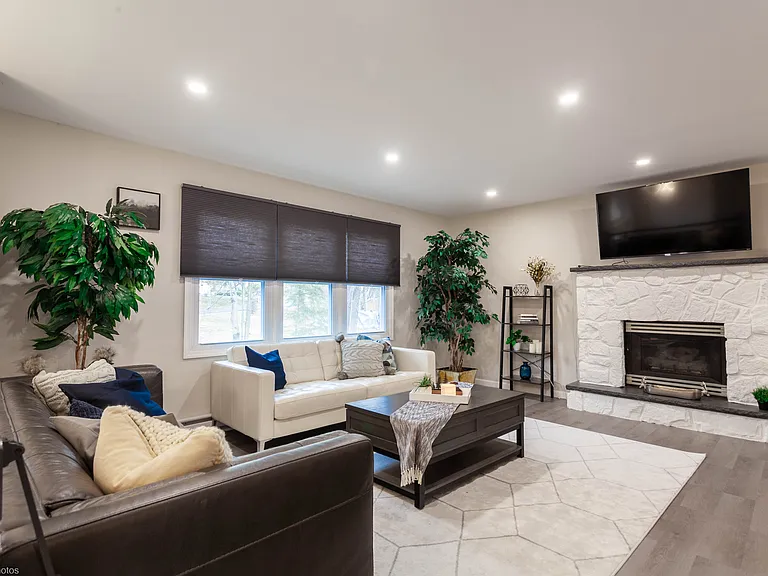 3003 Briarwood Dr — Photo 1