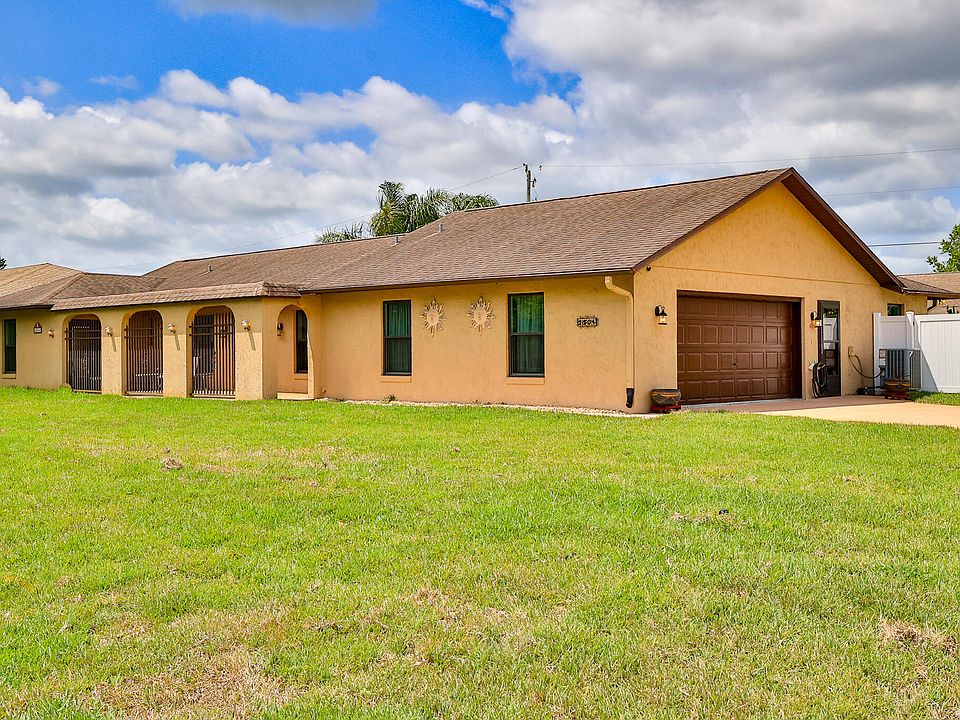 1st image of 2504 Sabal Palm Dr