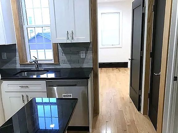 5th image of 34-27 33rd St #1