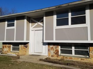 2260 New Village Rd, Columbus, OH 43232