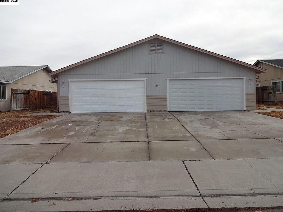 1st image of 555 Howard Ct