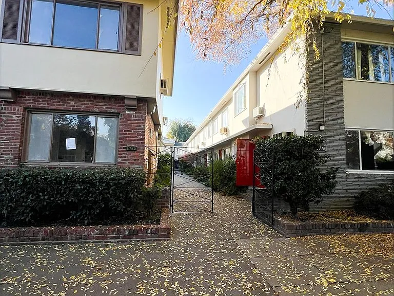 cho1720 — Photo 2