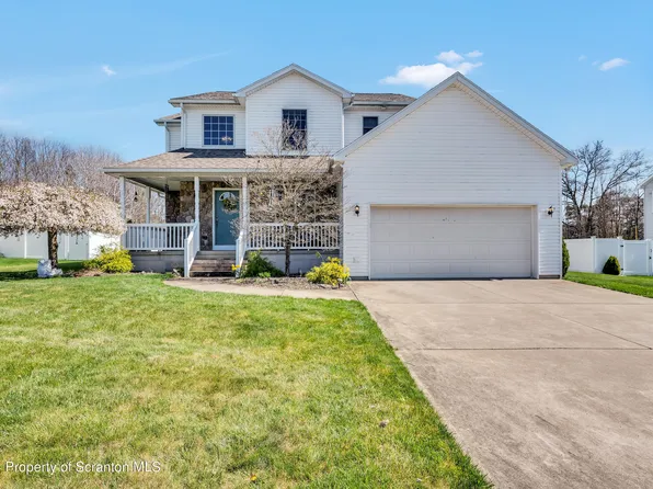 107 Catherine Dr, Archbald, PA 18403