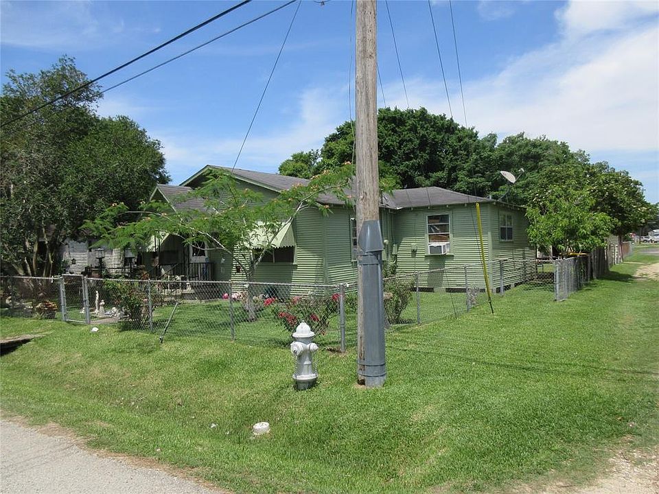 8223 Wallis St, Fulshear, TX 77441 Zillow