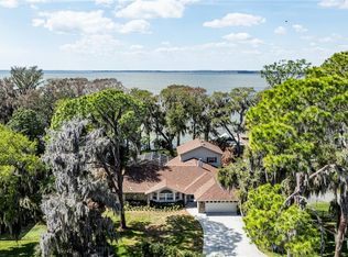 11322 Dead River Rd, Tavares, FL 32778