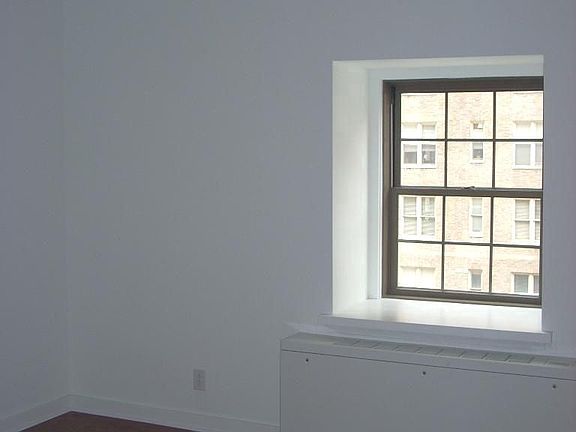 3rd image of 219 S 18th St #29-711