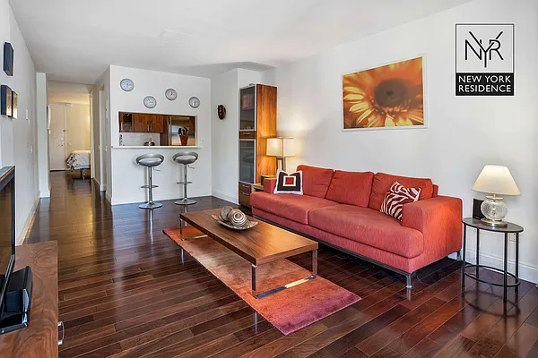 Rented by New York Residence | media 29