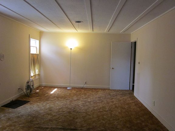 2nd image of 1418 Grein Ave